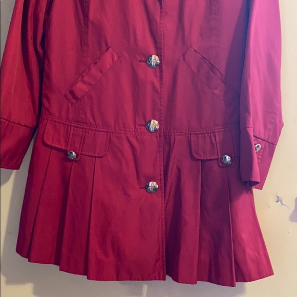 Cute Guess coat! - Picture 4 of 7